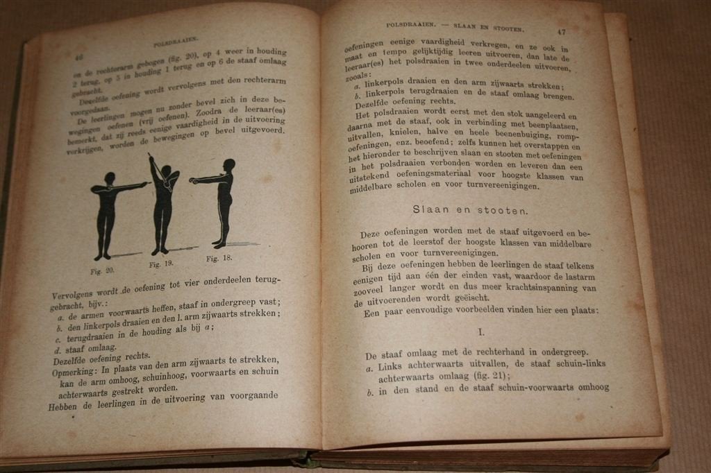 Vrije en ordeoefeningen lagere school — Gymnastiek — 1920, Ophalen of Verzenden