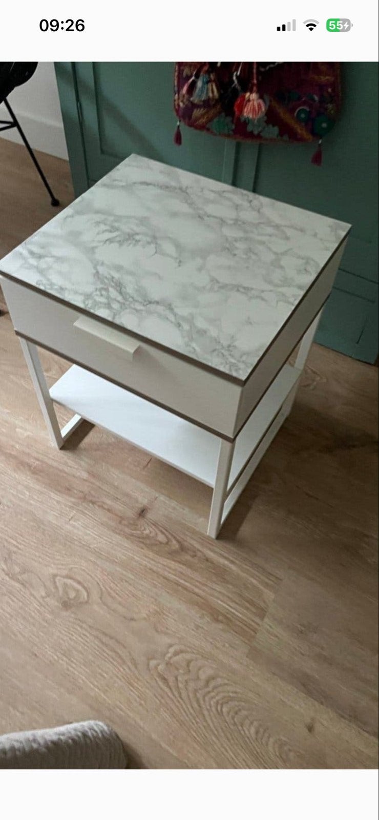 Nachtkastje met marmerlook blad, Overige materialen, Minder dan 45 cm, Ophalen of Verzenden, Zo goed als nieuw