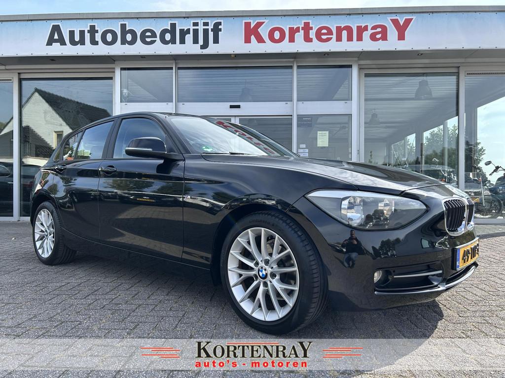 BMW 1-serie 116i Business+ nieuwstaat/navi/bi xenon/cruise c, 1-Serie, Euro 5, Gebruikt, 4 cilinders