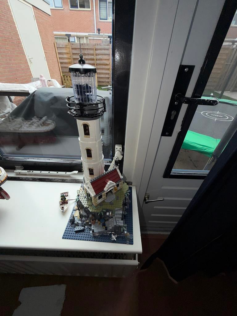 LEGO Ideas Gemotoriseerde vuurtoren (21335), Inclusief minifiguren, Lego, Ophalen of Verzenden, Complete set