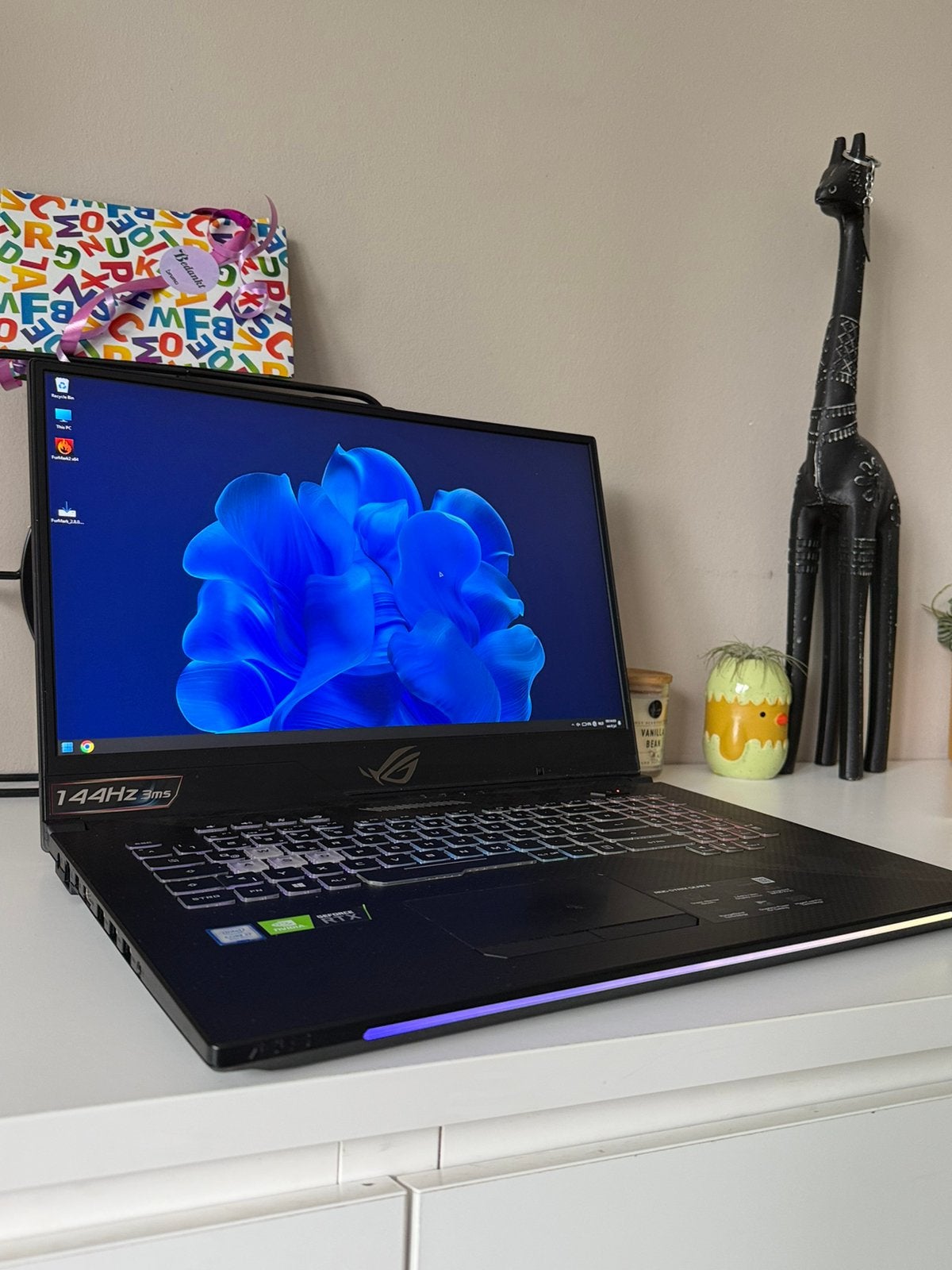 17” Asus gaming laptop| i7/RTX2070. 16GB. 512GB. 144HZ, Gebruikt, Met videokaart, Ophalen of Verzenden, Gaming