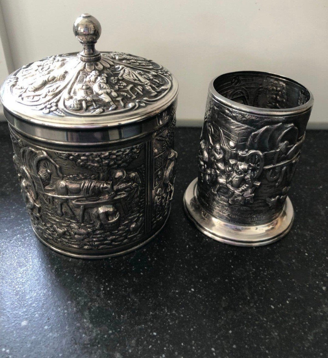 Antieke theebus en lepelvaasje douwe Egberts pot en beker me, Antiek en Kunst, Ophalen of Verzenden