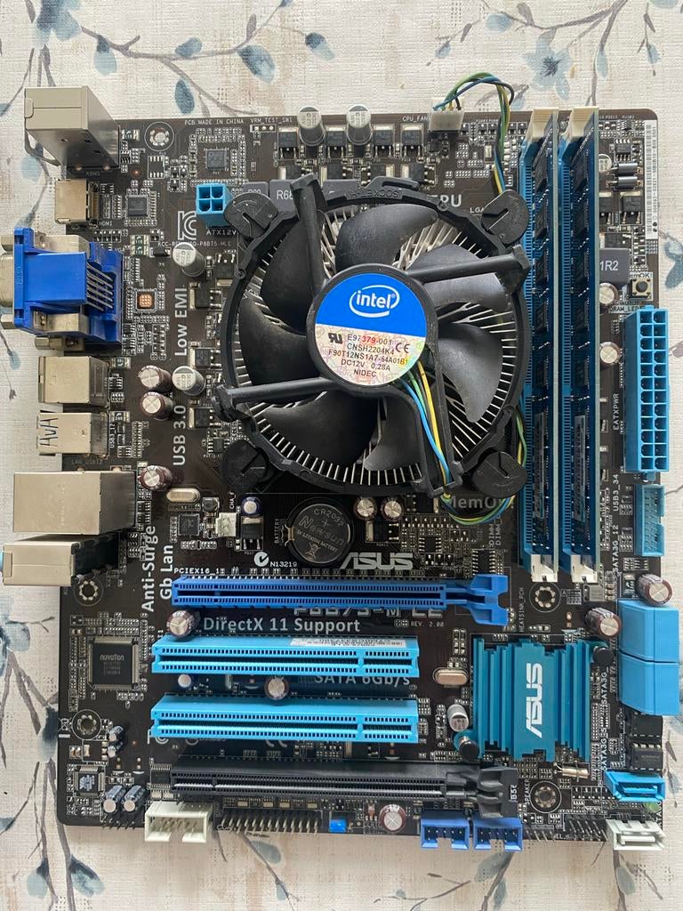 Moederbord ASUS P8B75-M LE met i5-3470 en 8GB RAM, Ophalen of Verzenden, Gebruikt, Intel, DDR3