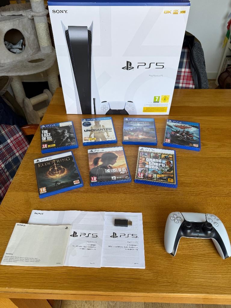 PS5 + 7 games incl. Elden Ring – originele doos, Spelcomputers en Games, Games | Sony PlayStation 5, Ophalen, Zo goed als nieuw