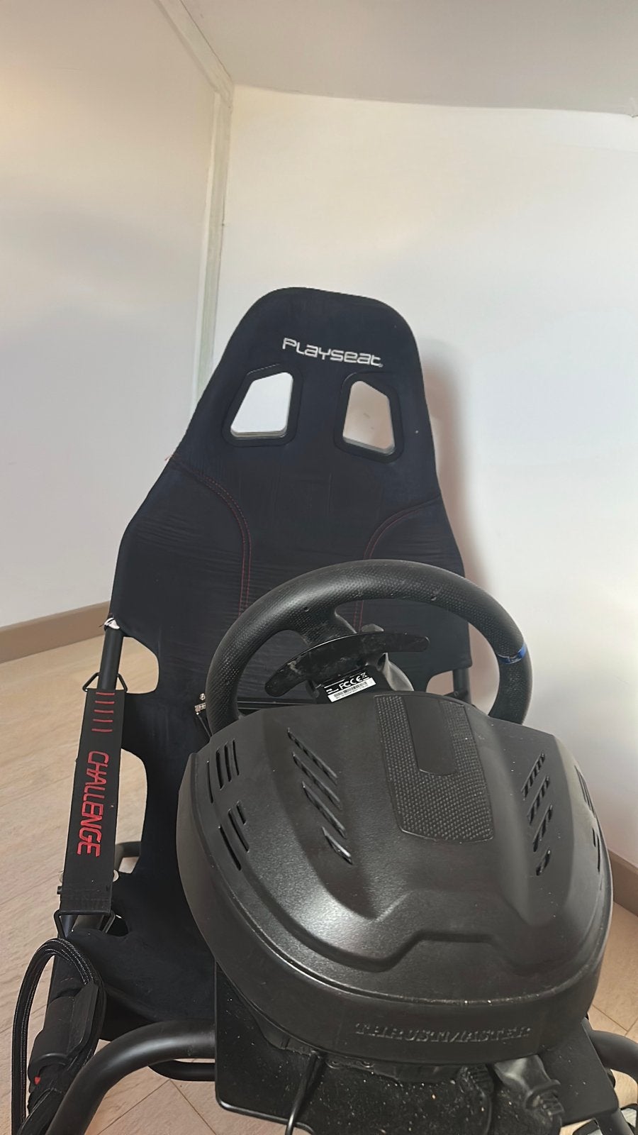 Thrustmaster T300 met Playseat Challenge, Ophalen, Zo goed als nieuw, Playseat of Racestoel