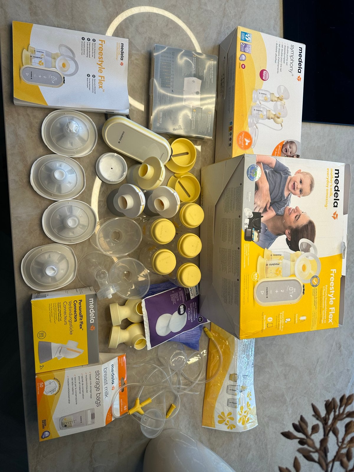 Medela Freestyle Flex & Symphony Borstkolf Set - Compleet!, Kinderen en Baby's, Kinderspulletjes, Zo goed als nieuw, Ophalen of Verzenden
