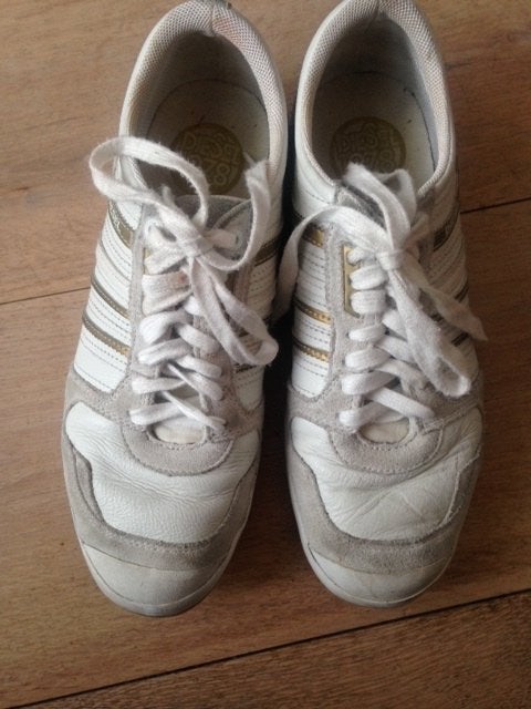 z.g.a.n. Diesel witte sneakers maat 40., Kleding | Dames, Schoenen, Wit, Ophalen of Verzenden, Diesel, Sneakers of Gympen
