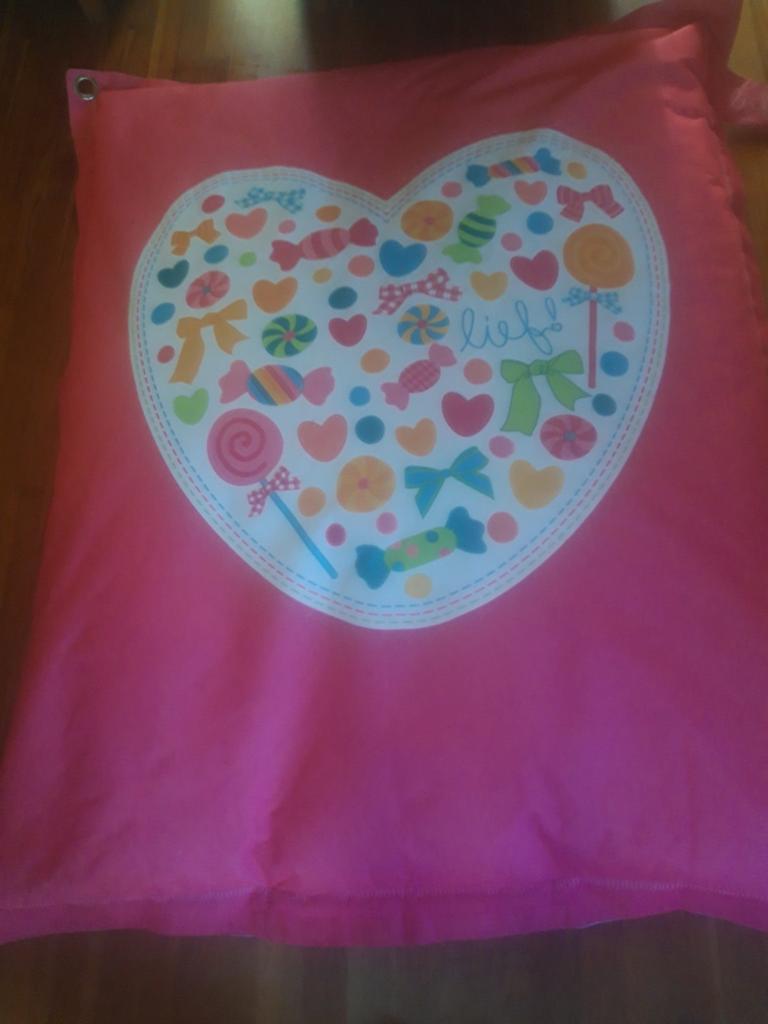Groot kussen Lief, Ophalen, Zo goed als nieuw, Kleed of Kussen