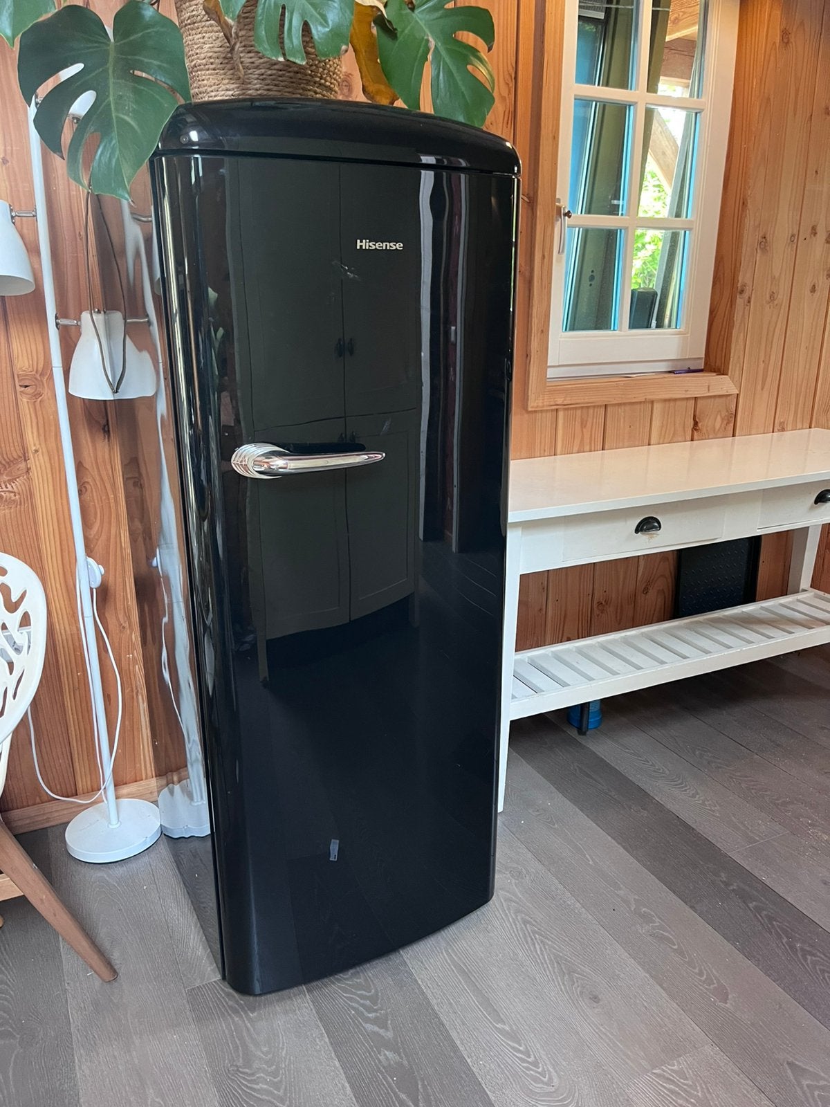 Vrijstaande Hisense zwarte Retro Koelkast Met Vriesvak 154cm, 200 liter of meer, Met aparte vriezer, Ophalen of Verzenden, Zo goed als nieuw