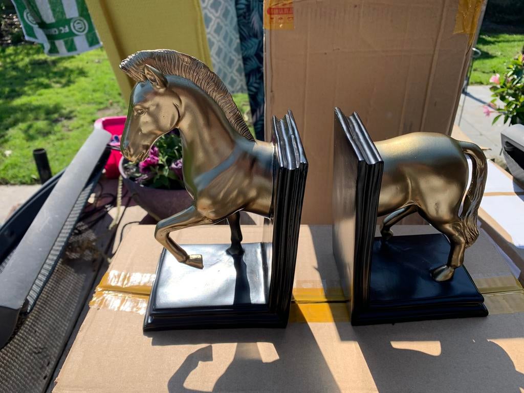 Nieuwe luxe paarden boekensteun voor kast of dressoir, Ophalen of Verzenden, Nieuw