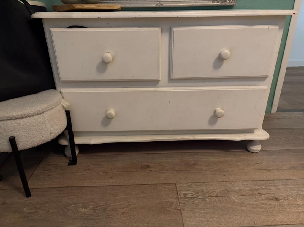 Kastje wit zeer degelijk, Huis en Inrichting, Kasten | Ladekasten, Zo goed als nieuw, Minder dan 100 cm, 25 tot 50 cm, 50 tot 100 cm