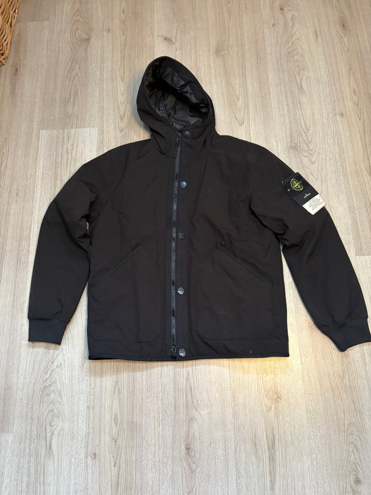 Stone Island jas, Kleding | Heren, Jassen | Winter, Ophalen of Verzenden, Nieuw, Maat 52/54 (L), Zwart