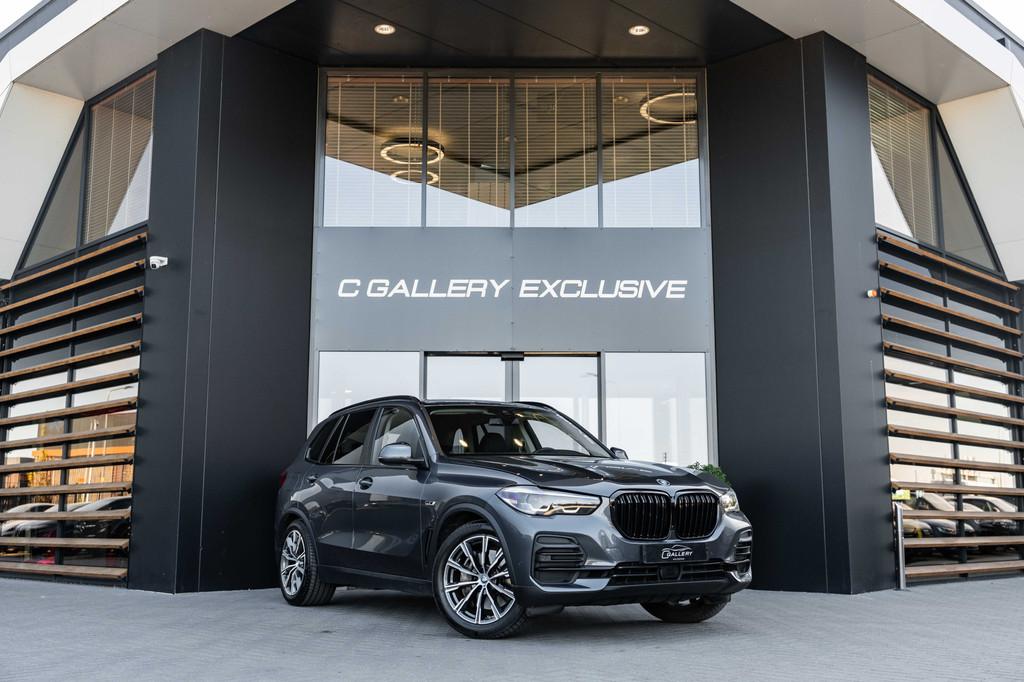BMW X5 xDrive45e Executive - Lucthvering | Memory | ACC | Ke, Gebruikt, 394 pk, Vierwielaandrijving, Hybride Elektrisch/Benzine