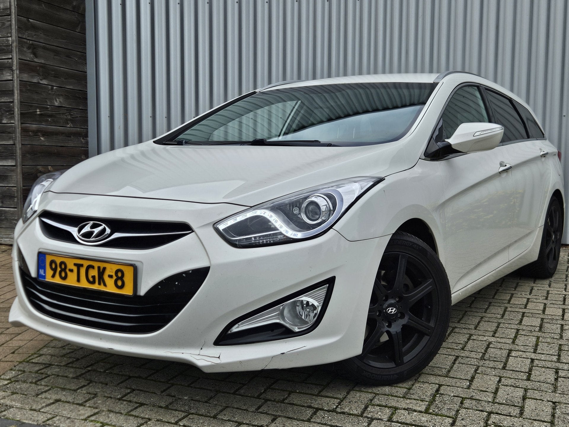 Hyundai i40 Wagon 1.7 CRDi Blue Business Edition / Camera!, Auto's, Euro 5, Stof, Gebruikt, 4 cilinders