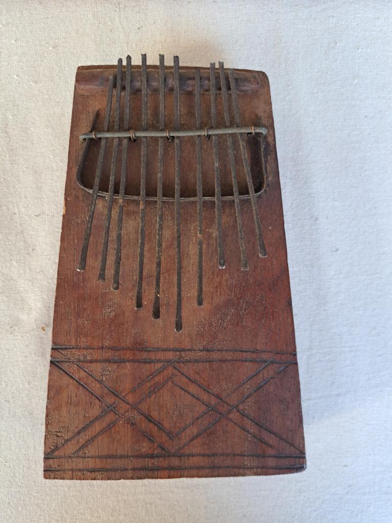 Vintage Kalimba Duim Piano  Handgemaakt Afrikaans Muziekins, Ophalen of Verzenden, Zo goed als nieuw