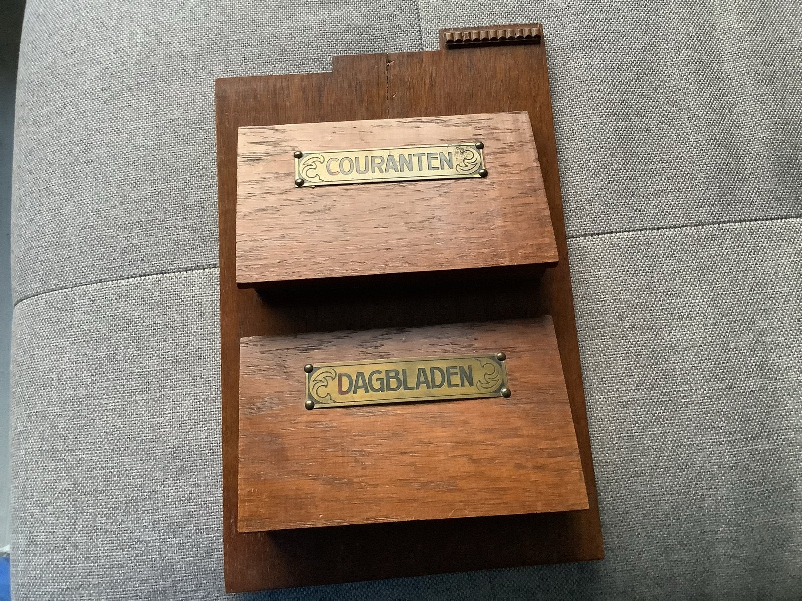Vintage houten kranten- en dagbladenhouder, Ophalen of Verzenden