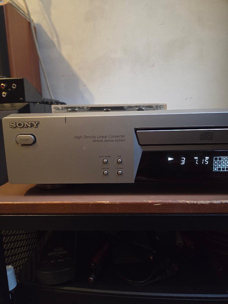 Sony CDP-XE270 Cd speler, Ophalen of Verzenden, Zo goed als nieuw, Sony