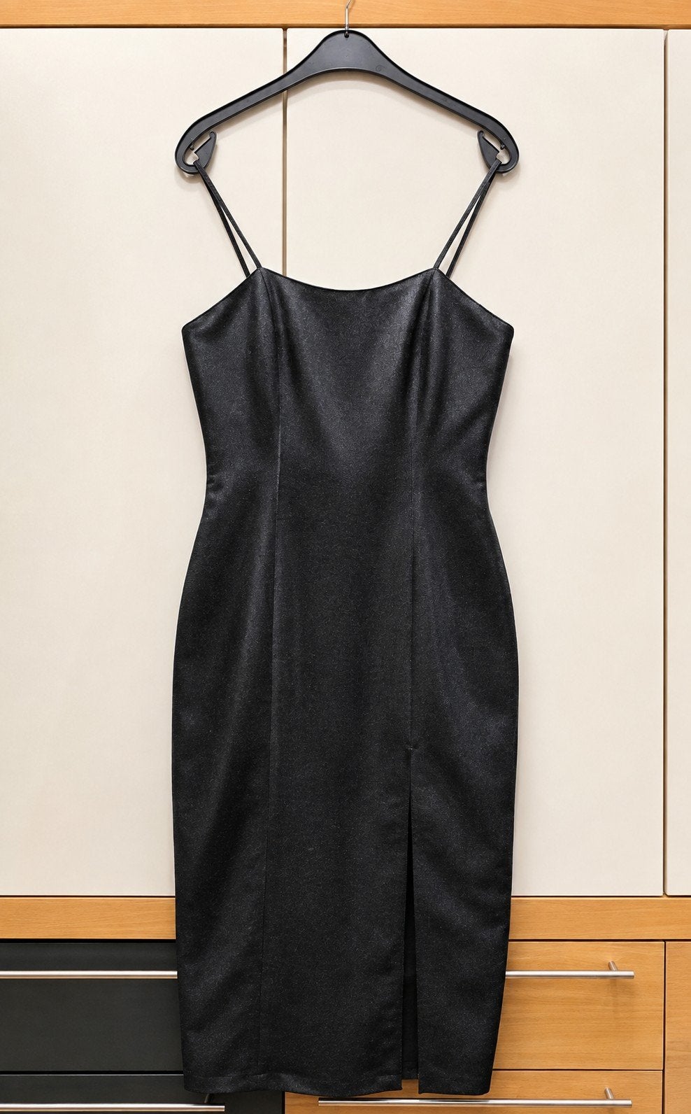 Lange zwarte Hennes jurk maat 40 met subtiele glans, Kleding | Dames, Maat 38/40 (M), Hennes Collection by H&M, Zwart, Ophalen of Verzenden