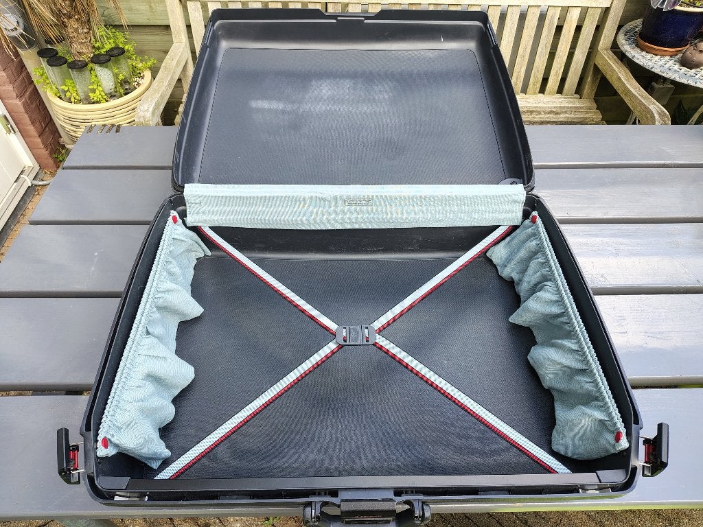 Samsonite koffer 74cm, Sieraden, Tassen en Uiterlijk, Koffers, Gebruikt, Hard kunststof, 70 cm of meer, 55 cm of meer