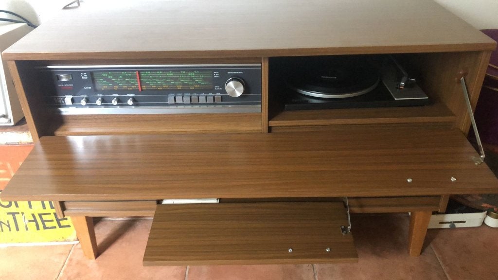 leuke nette mooie philips -Radiomeubel met pickup, Ophalen