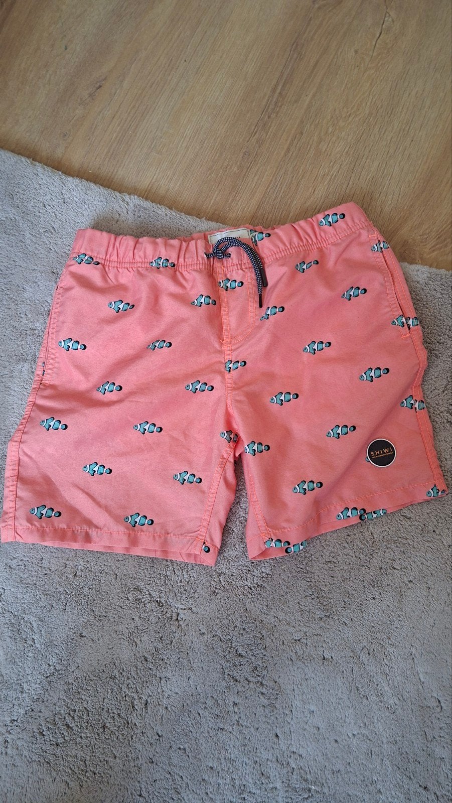 Shiwi zwembroek met vissenprint - Maat 146/152, Sport- of Zwemkleding, Ophalen of Verzenden, Zo goed als nieuw, Jongen