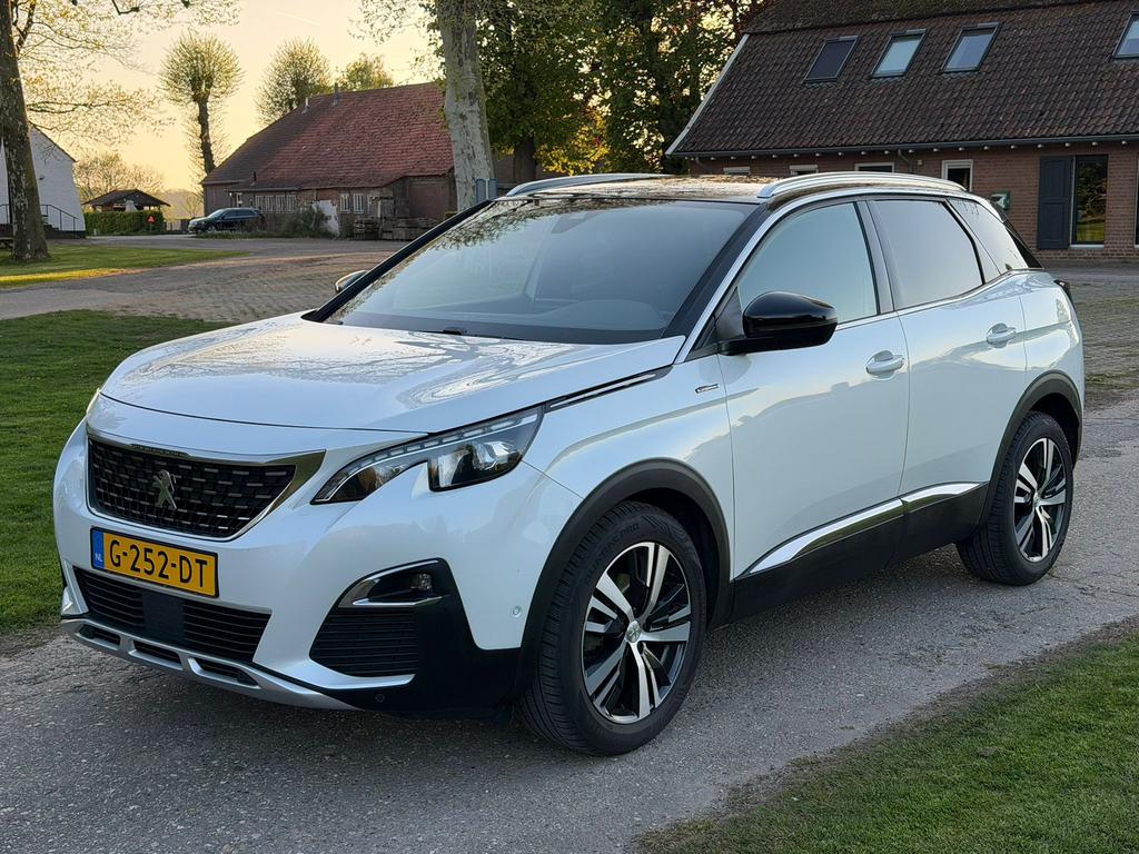 Peugeot 3008 1.6 E-thp 165PK, 2018 Wit, Zwart, 4 cilinders, Leder en Stof, Wit