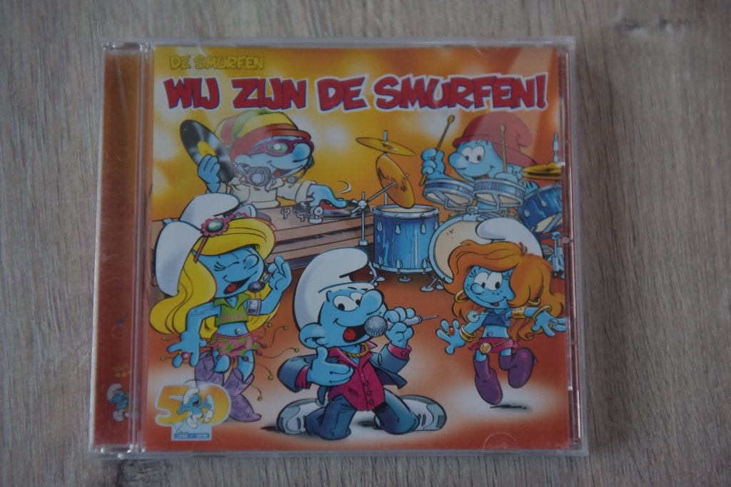 DE SMURFEN --- WIJ ZIJN DE SMURFEN, Inclusief boekje, 3 tot 5 jaar, Ophalen of Verzenden, Zo goed als nieuw