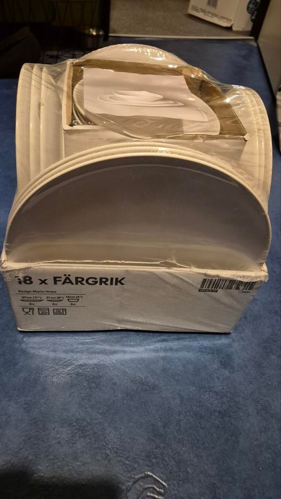 Ikea Färgrik serviesset 18 delig, Ophalen, Zo goed als nieuw, Rvs of Chroom