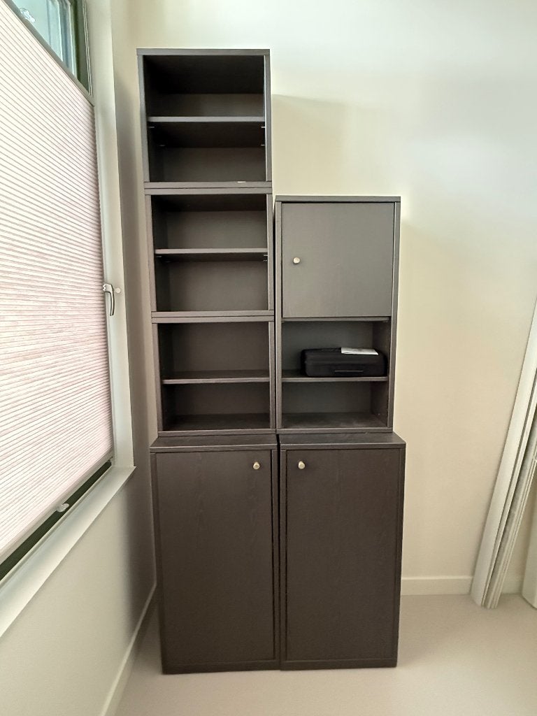 Grijze boeken / lade kast, Ophalen, Gebruikt, Overige materialen, 50 tot 100 cm