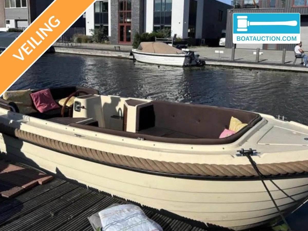 Oudhuijzer 530 nu in de online veiling., Watersport en Boten, Overige brandstoffen, 10 pk, Boatauction.com, 2 m