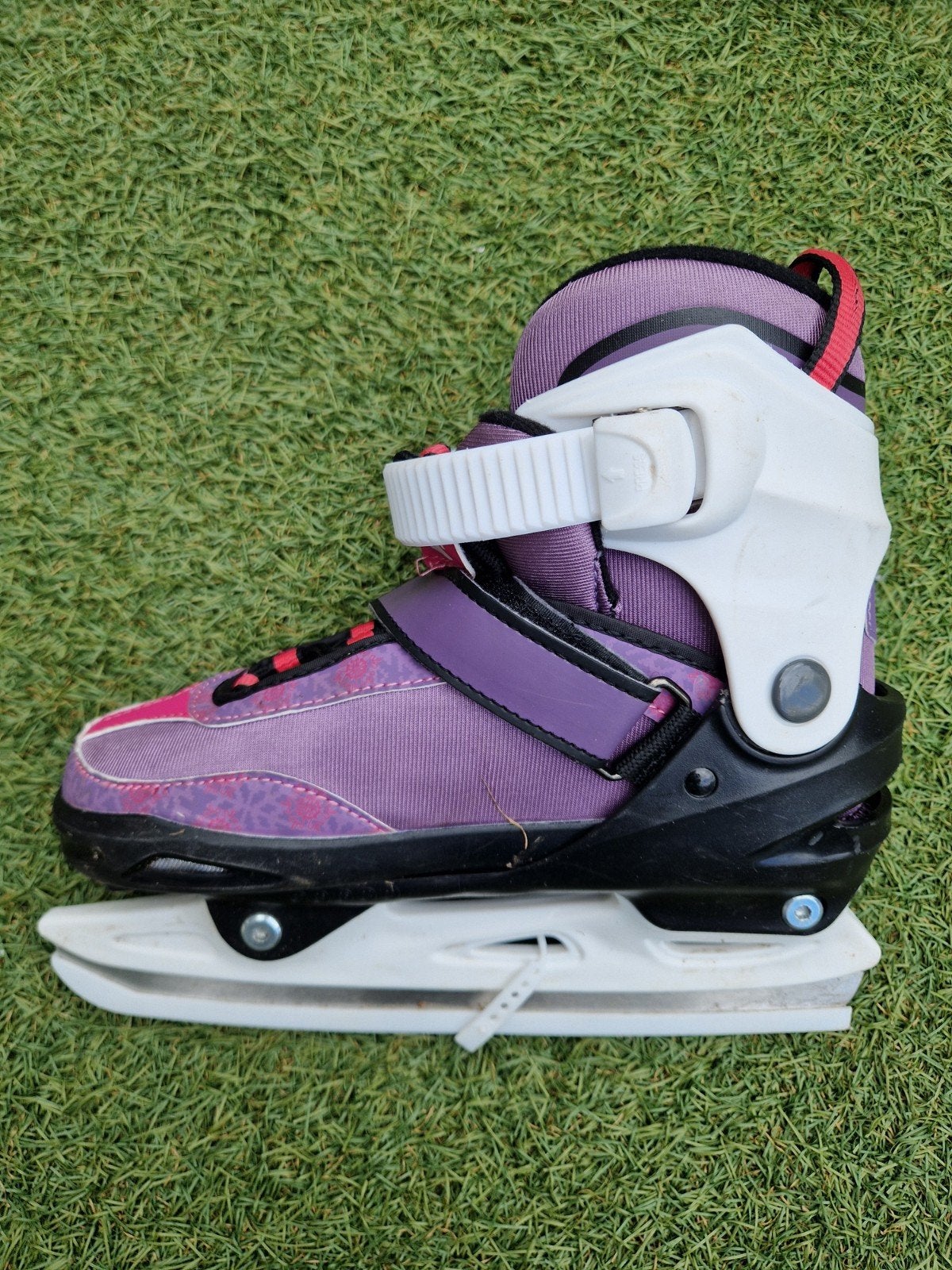 Verstelbare paarse ijshockey schaatsen voor kinderen, Ophalen, Gebruikt, IJshockeyschaatsen, Overige merken
