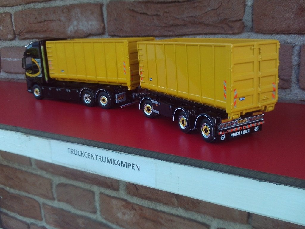 WSI  Volvo  FH4  Globetrotter  van  N.  van  Straalen., Ophalen of Verzenden, Nieuw, Bus of Vrachtwagen, Wsi