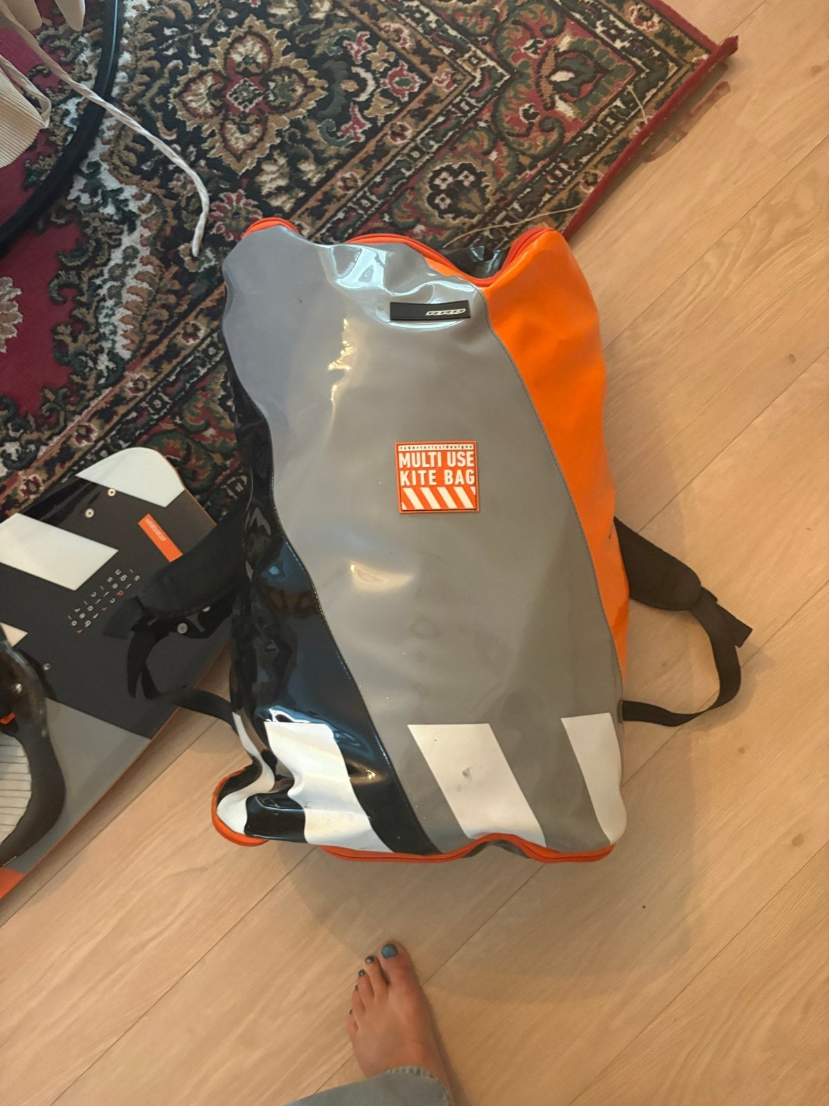 Kite 7m met bar en board (nieuwstaat), Watersport en Boten, Kitesurfen, Ophalen, Kitesurf-set, Twintip, Zo goed als nieuw