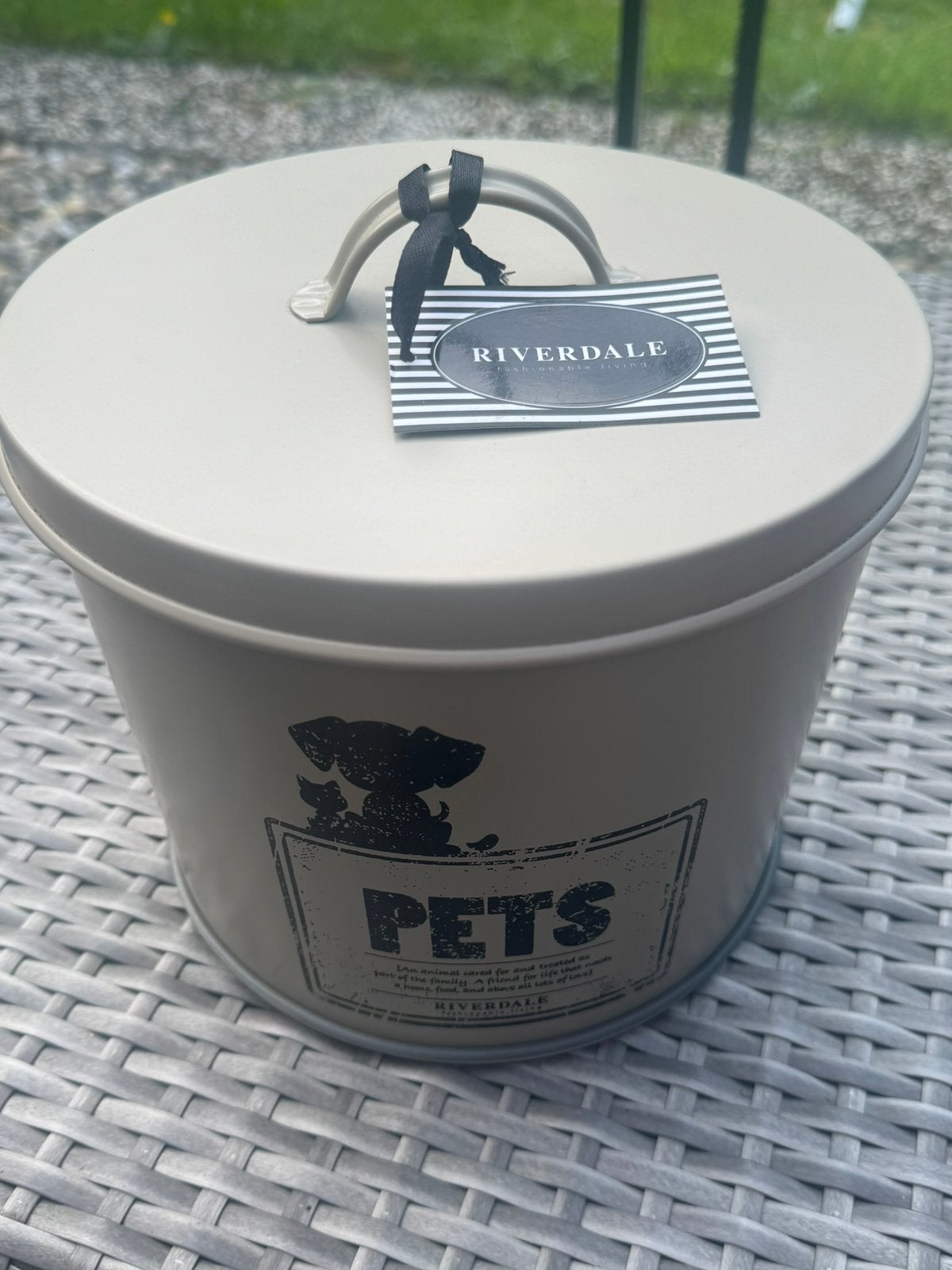 Riverdale pets, voorraadblik voor honden en katten., Ophalen, Zo goed als nieuw, Overige