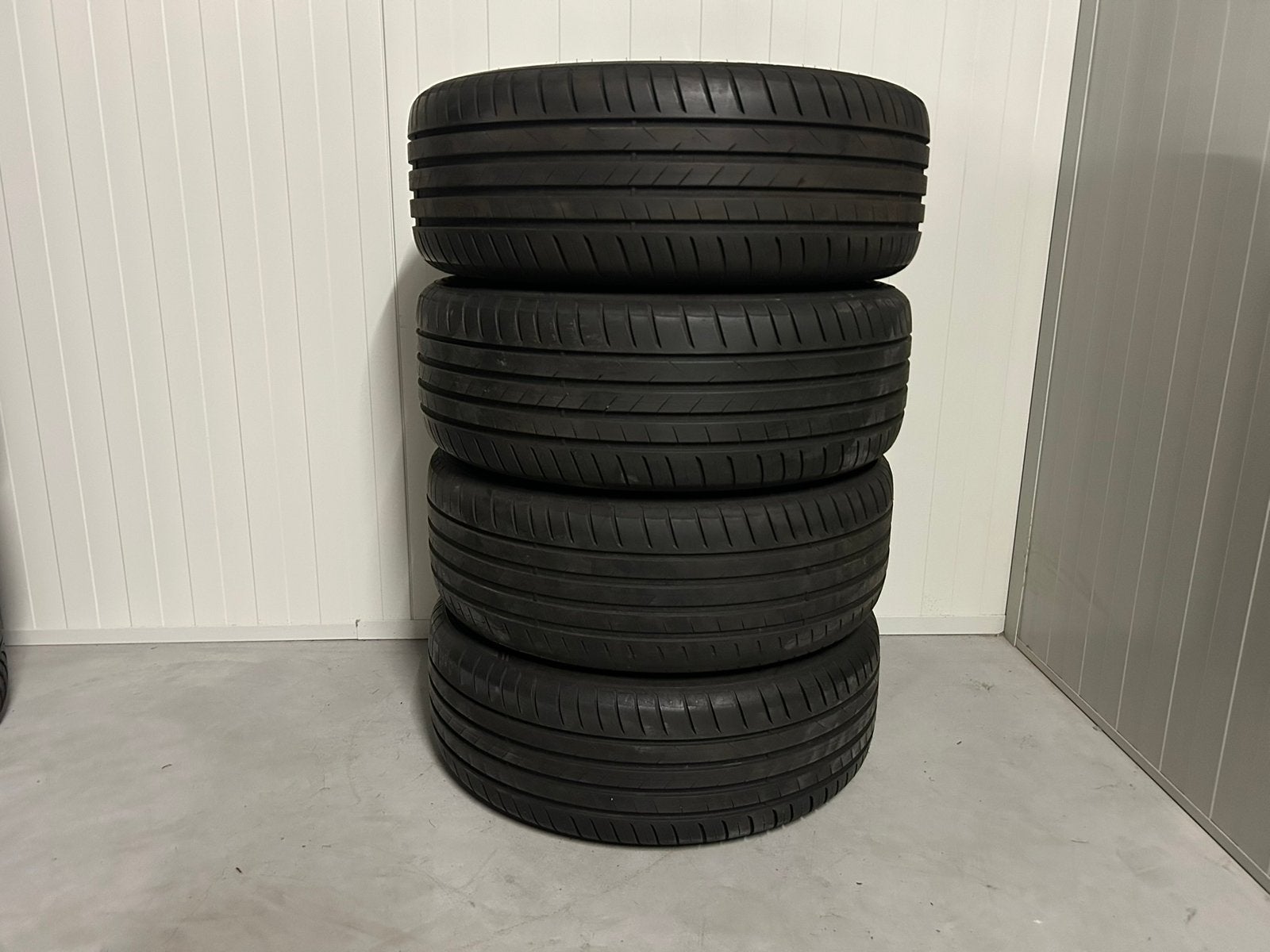 Ford Fiesta MK8 ST St-line 17 inch 4x108 Zomer 2023 TPMS, Auto-onderdelen, Banden en Velgen, Ophalen, Gebruikt, Ford, Banden en Velgen