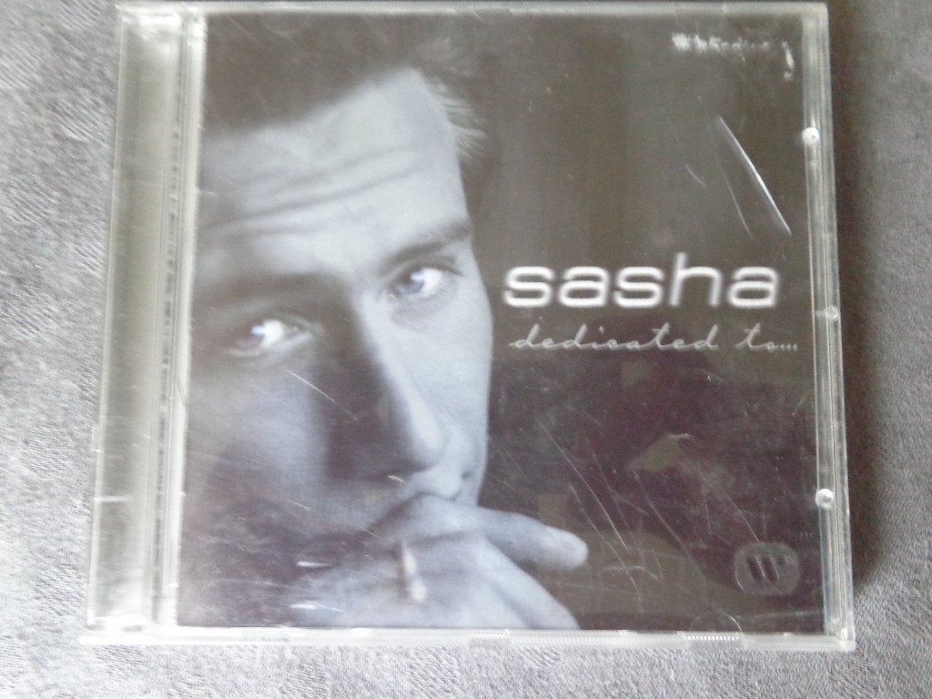 Sasha dedicated to, Ophalen of Verzenden, Zo goed als nieuw