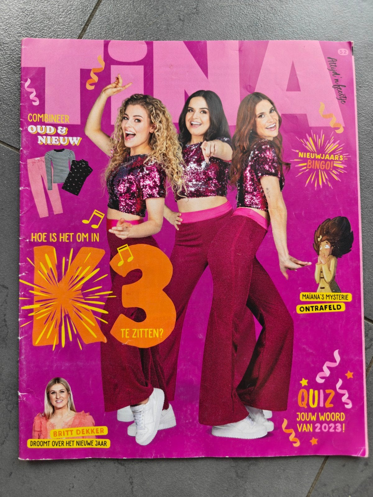 Tina magazine 2022 - K3 cover, Ophalen of Verzenden, Zo goed als nieuw, Gossip of Showbizz