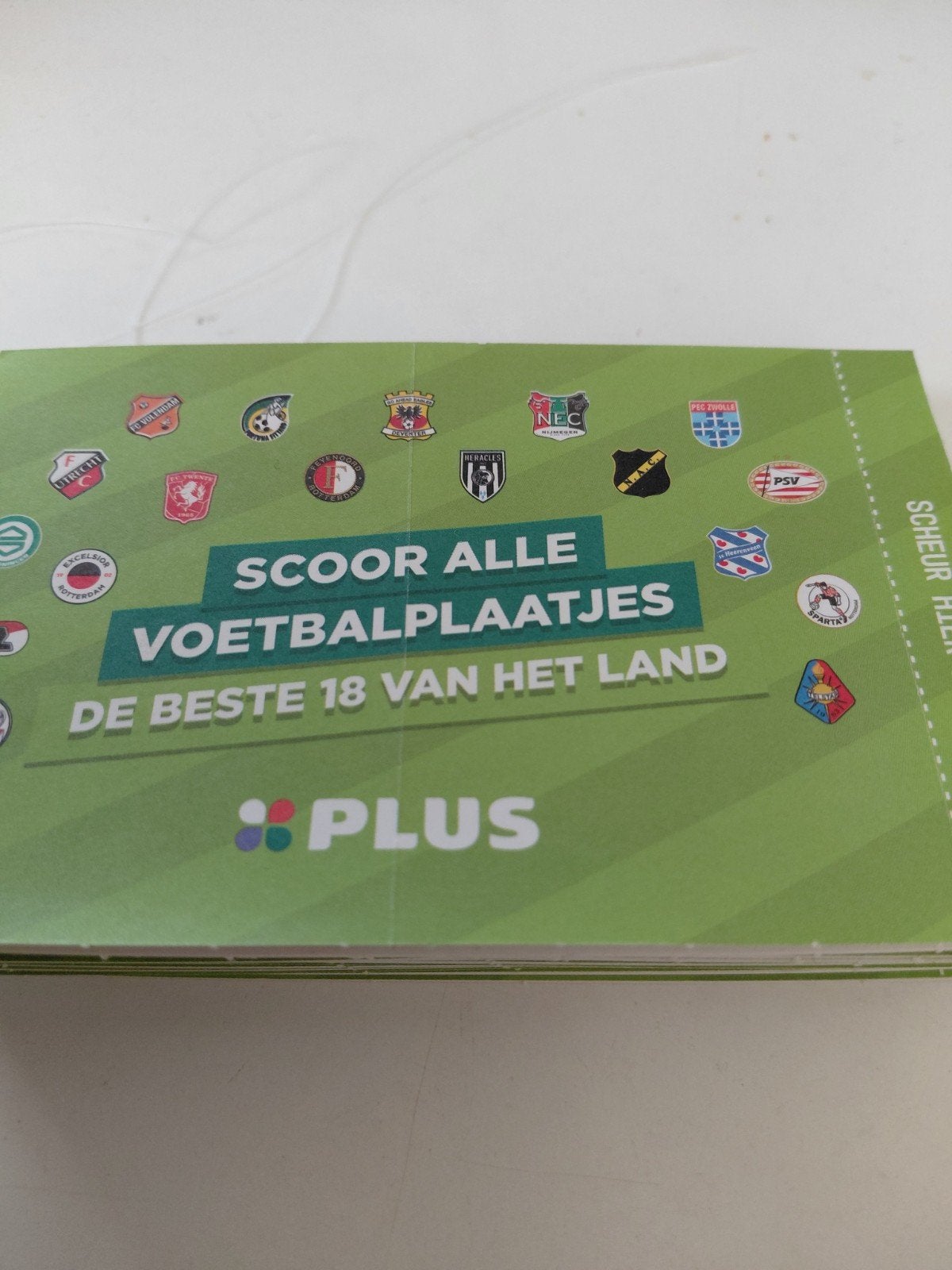 Plus voetbal kaartjes., Plus, Ophalen