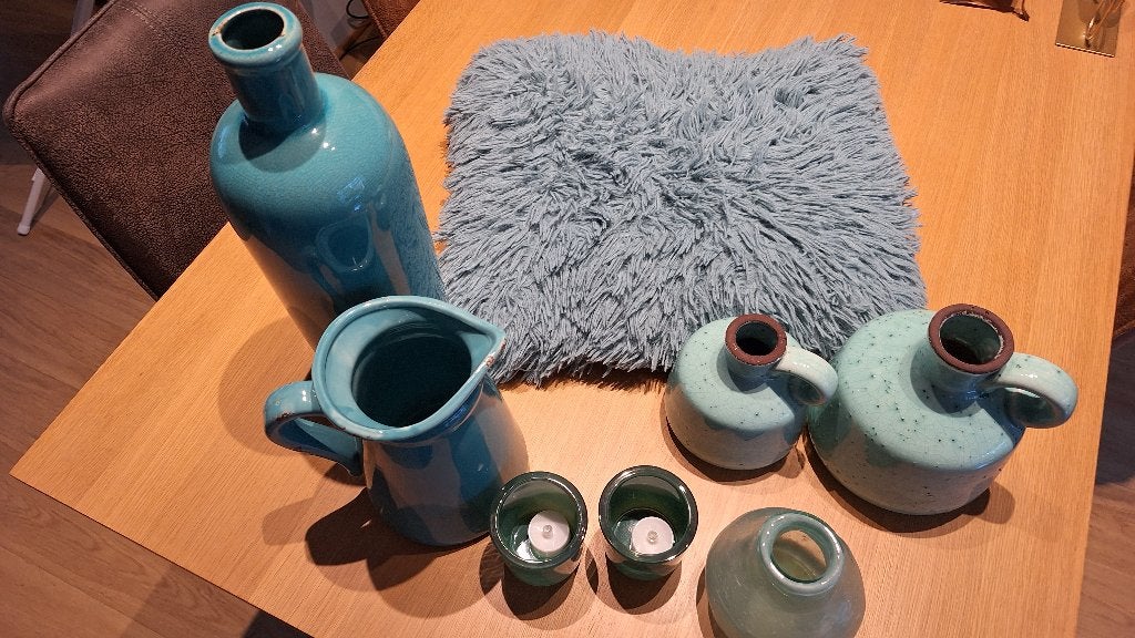 5 zeegroene vaze/vaasjes met extra's, Ophalen of Verzenden, Zo goed als nieuw, Groen, Overige materialen