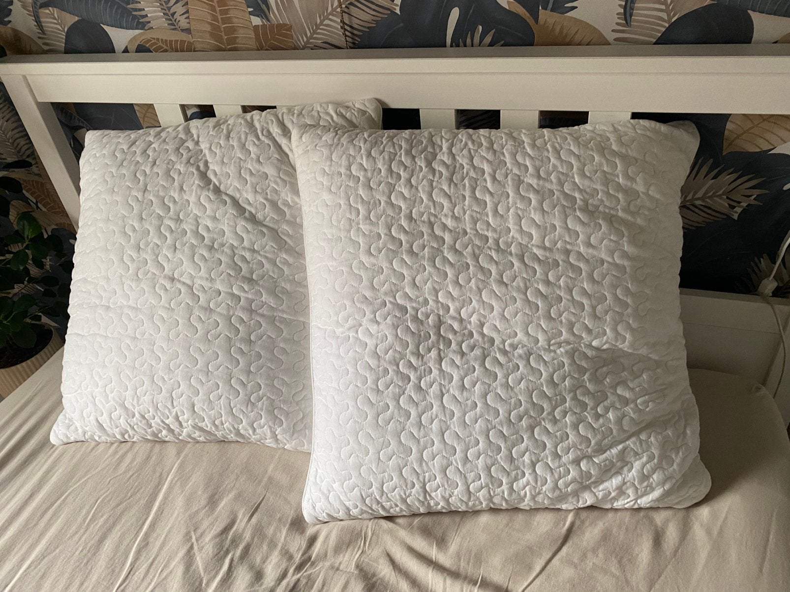 Woonkussen 2x 65x65, Ophalen of Verzenden, Zo goed als nieuw, Wit, Vierkant