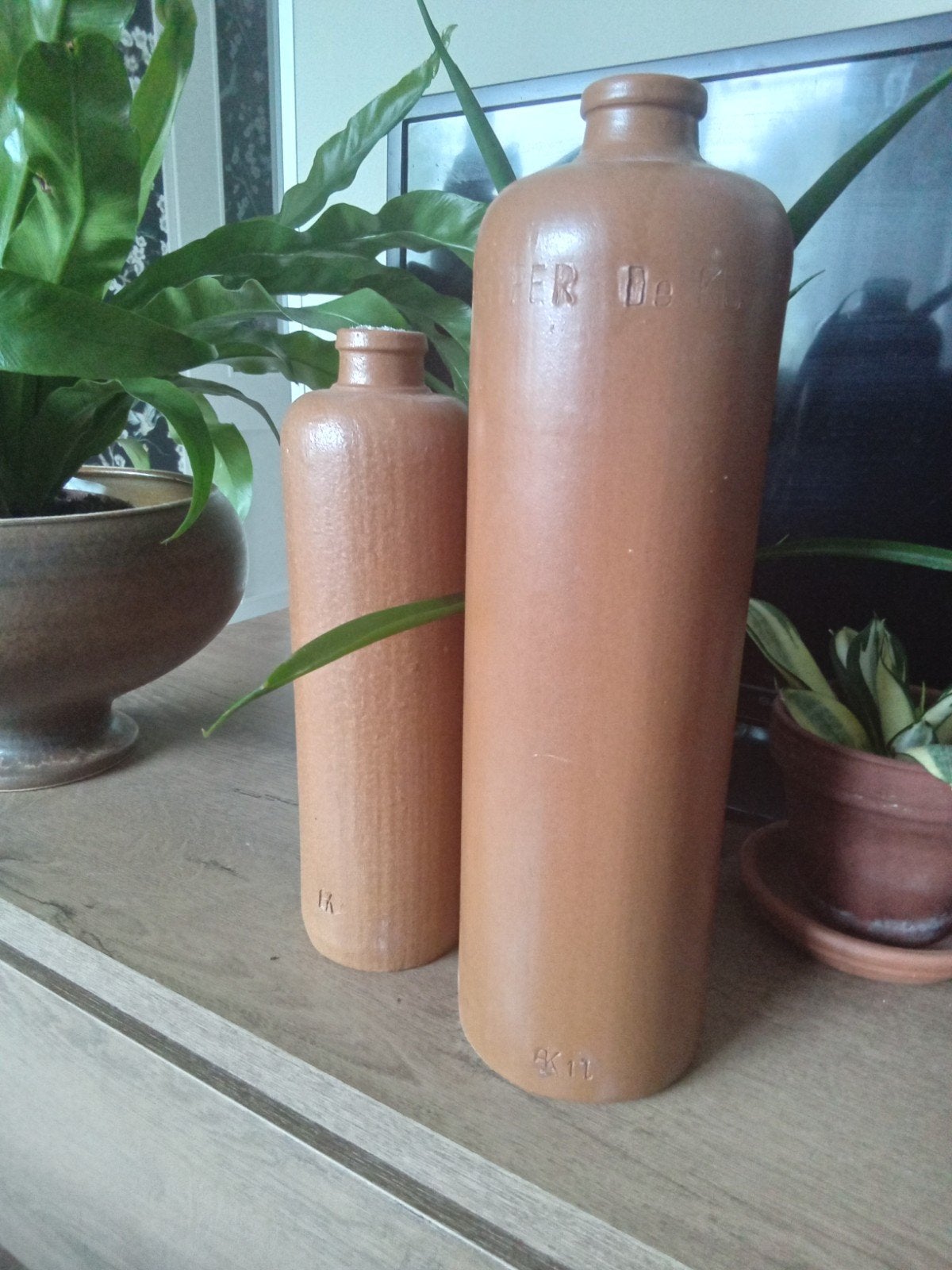 2 gave kruiken,, Ophalen of Verzenden
