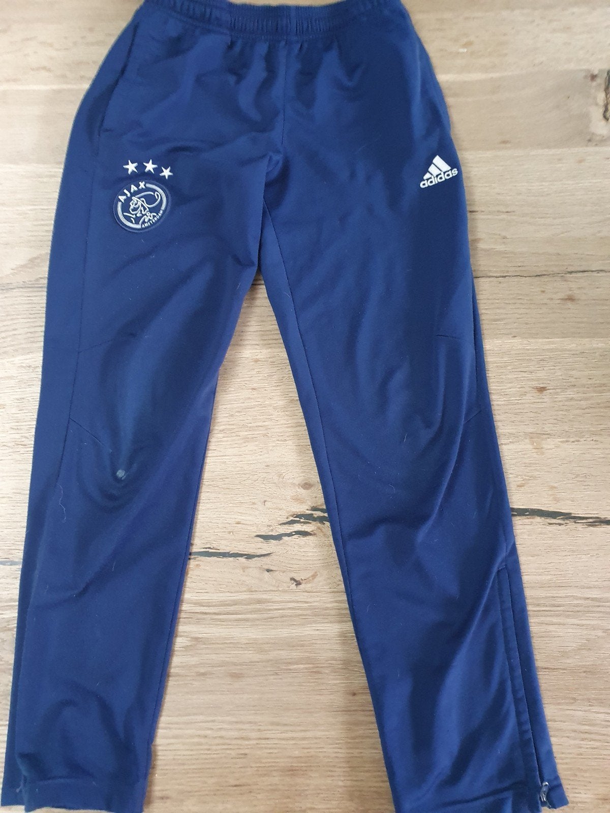 Adidas Ajax trainingsbroek maat 152, Kinderen en Baby's, Kinderkleding | Maat 152, Broek, Adidas, Gebruikt, Jongen of Meisje