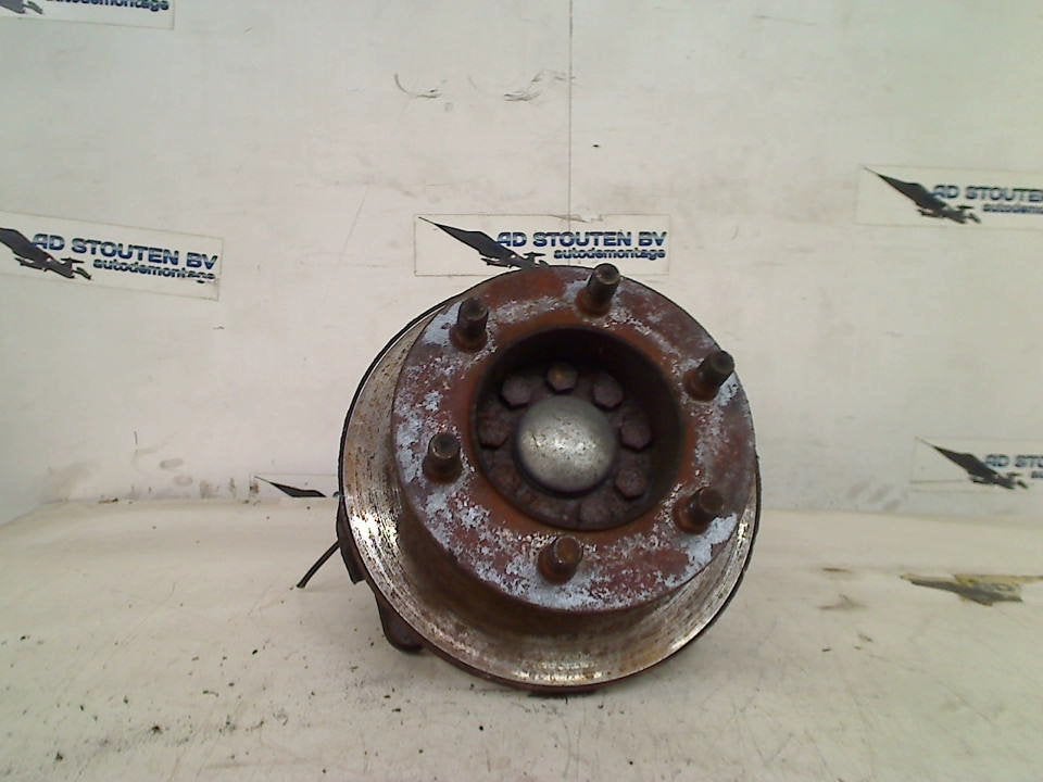 Fusee Rechts Voor Iveco New Daily V (2011-09/2014-06), Gebruikt, Overige automerken, Iveco Magirus AG, Info@iveco-sw.de