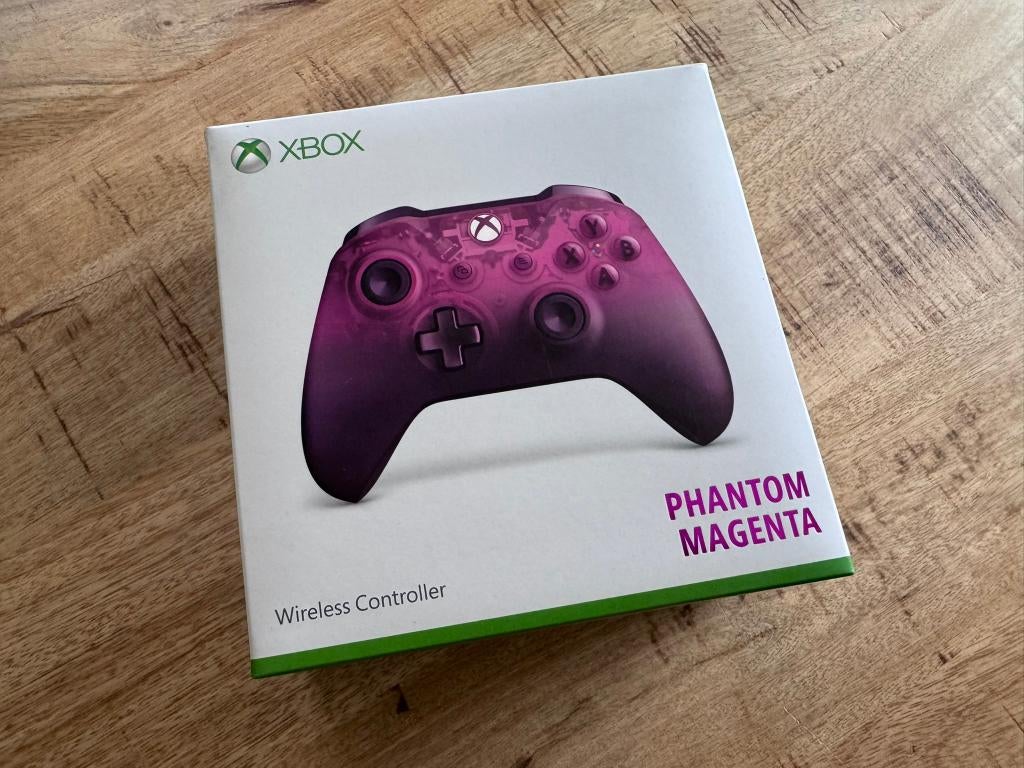 XBOX Magenta Limited Edition controller, Xbox Series S, Ophalen of Verzenden, Zo goed als nieuw, Controller