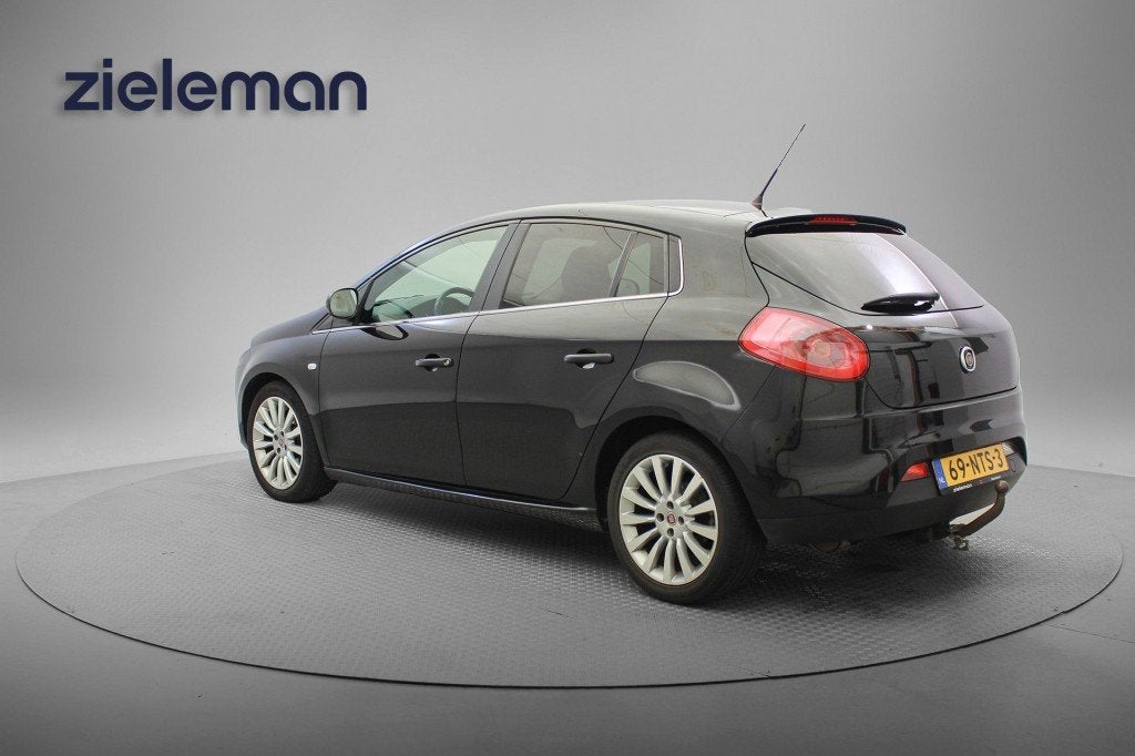 Fiat BRAVO 1.4 T-Jet Dynamic - Cruise, Clima, Trekhaak, Voorwielaandrijving, Gebruikt, Huisgarantie, 4 cilinders