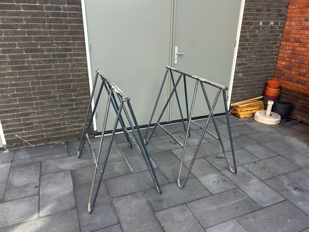 Schagen Metaal Werkbokken / Schragen (2 stuks), Ophalen, Gebruikt
