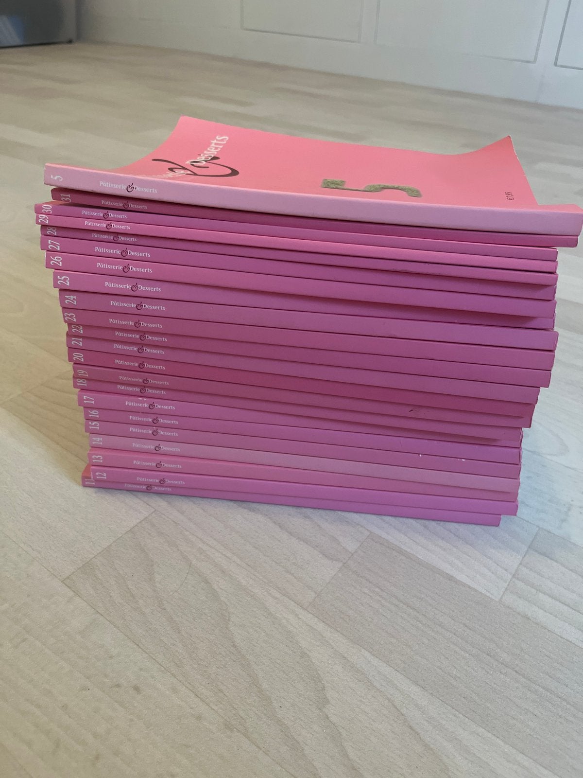 Pâtisserie & Desserts tijdschriften, Ophalen of Verzenden, Zo goed als nieuw, Overige typen
