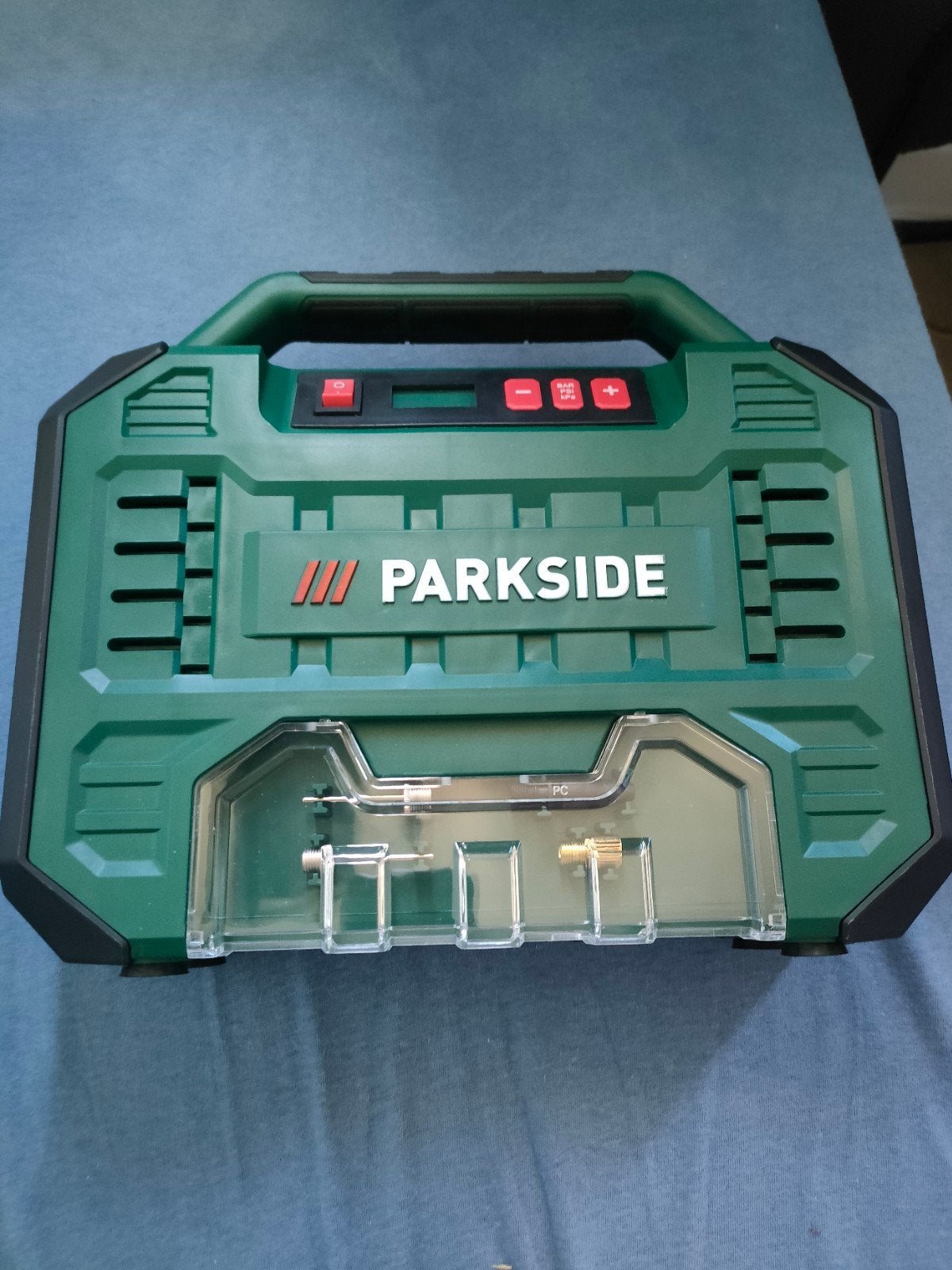 PARKSIDE Draagbare Compressor PMK 150 A1 - 12V/230V, Doe-het-zelf en Verbouw, Compressors, Ophalen of Verzenden