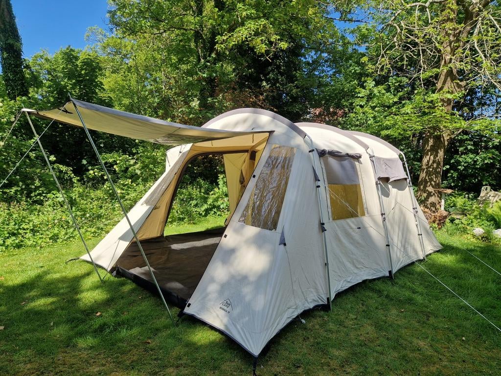 Base Camp Mendoza 4-persoons tunneltent, Caravans en Kamperen, Tenten, Ophalen of Verzenden, Gebruikt, Tot en met 4