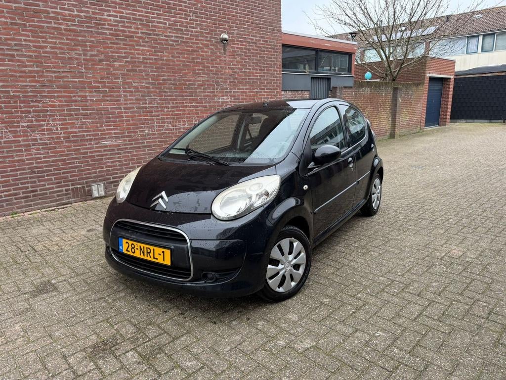 Citroën C1 1.0 2010 +Ford Focus Wagon 2006 +Peugeot 206 2002, Auto's, Voorwielaandrijving, 4 stoelen, C1, Origineel Nederlands